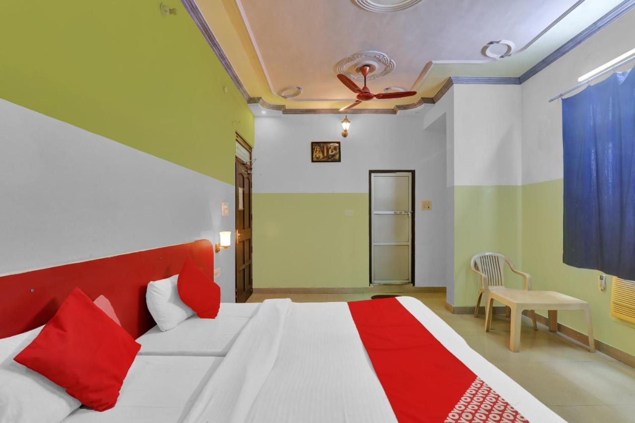 Oyo 82407 K Shree Guest House Varanasi Ngoại thất bức ảnh