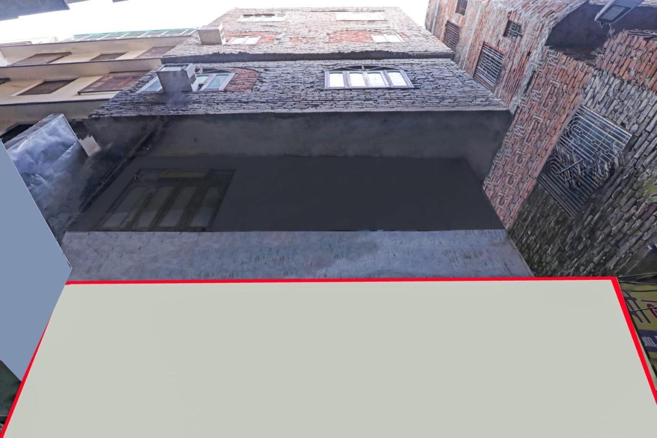 Oyo 82407 K Shree Guest House Varanasi Ngoại thất bức ảnh